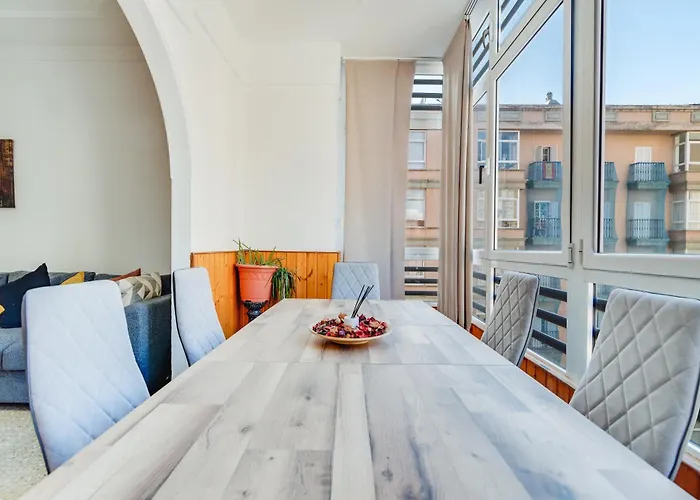 Mesa Y Lopez Deluxe Apartament